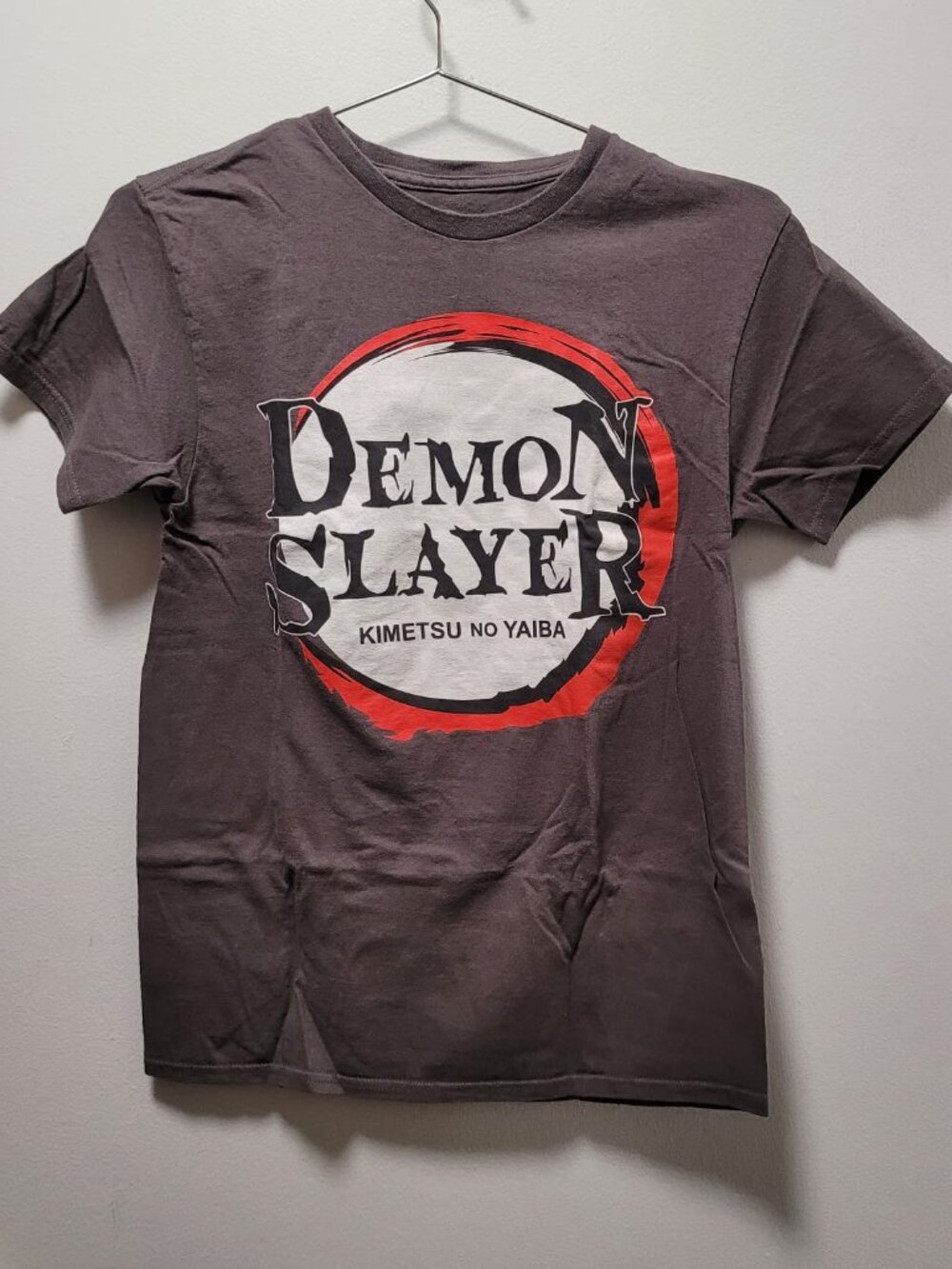 Demon Slayer T-Shirt Size M Grey